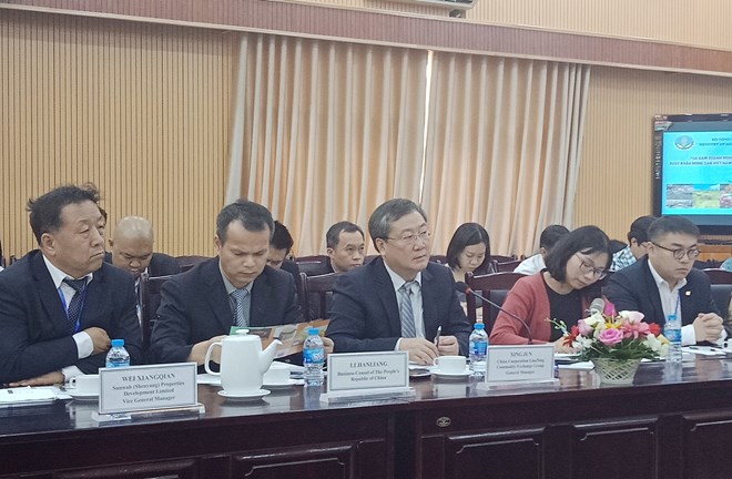 中方代表團(tuán)。圖自越通社